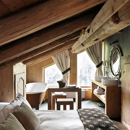 Les Fermes De Marie מלון 5*