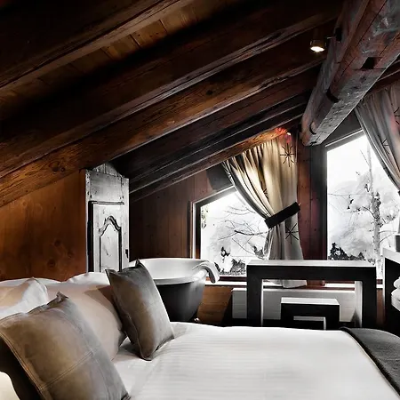 Hotel Les Fermes De Marie 5*