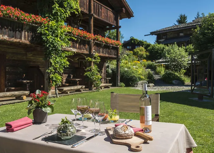 Les Fermes De Marie 5*