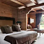 Hotel Les Fermes De Marie 5*