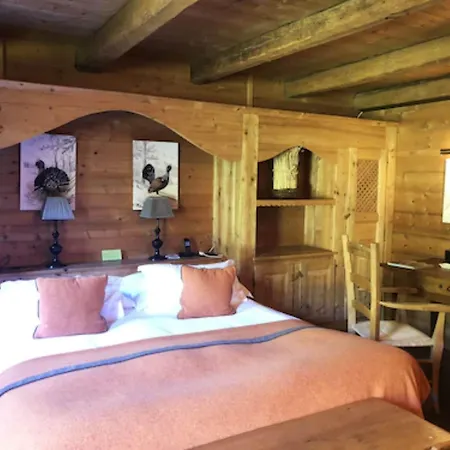 Les Fermes De Marie Hotel