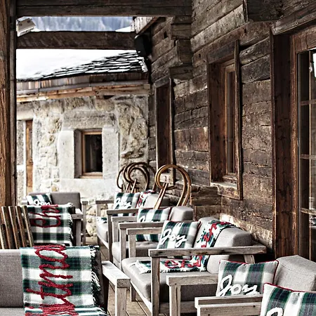 Les Fermes De Marie Otel 5*