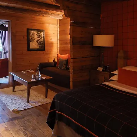 Hotel Les Fermes De Marie 5*
