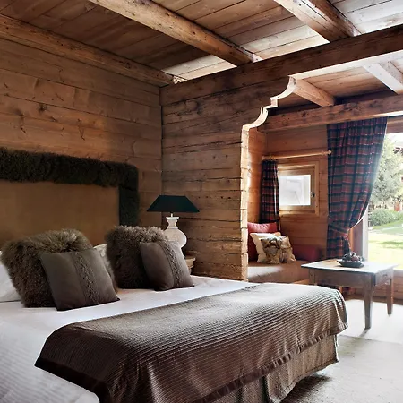 Hotel Les Fermes De Marie 5*