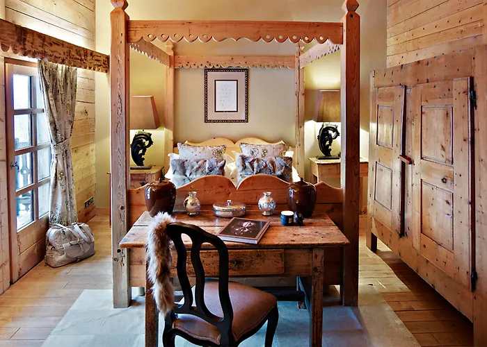 Les Fermes De Marie Otel 5*