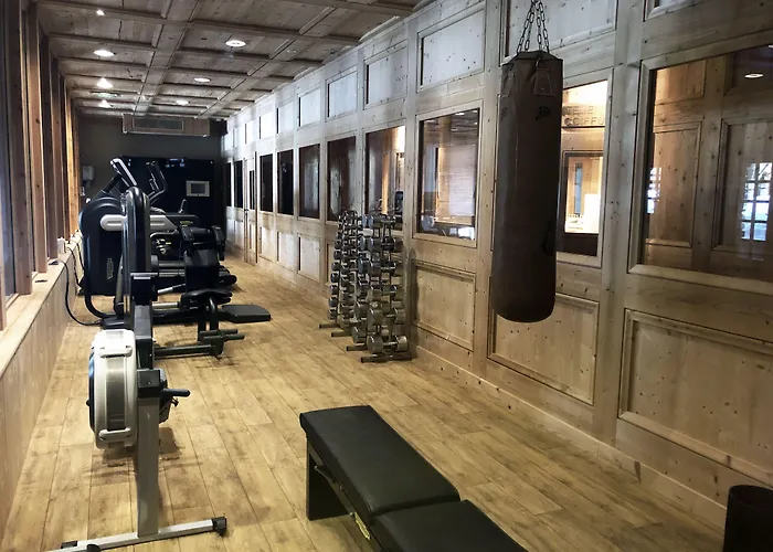 Hotel Les Fermes De Marie 5*