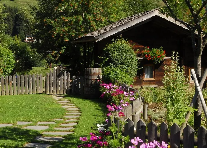 Les Fermes De Marie Otel 5*